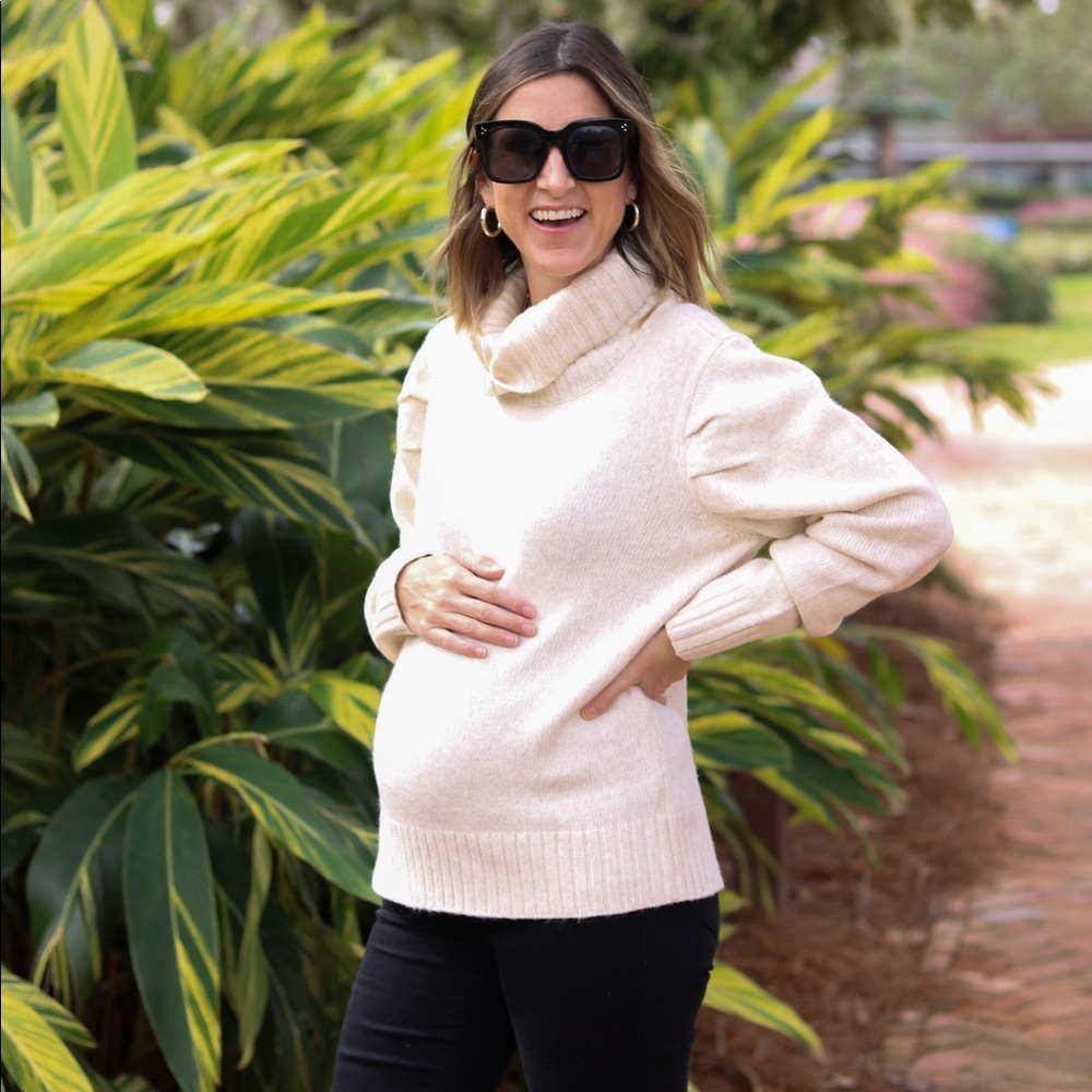 cabi Turtleneck Sweater! Like new!